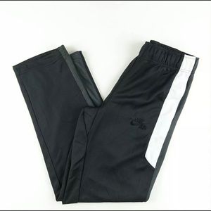 New NIKE Air straight pants with adjustable hem XL
